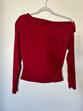 Abercrombie & Fitch Off-Shoulder Long Sleeve Top - Red